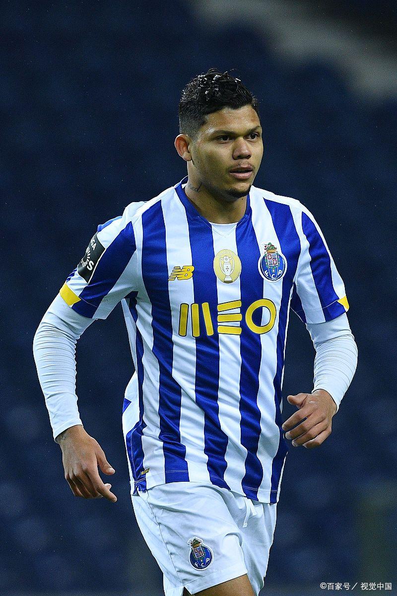 开云体育-国际比赛日波尔图备战NBA总决赛，门线救险细节曝光，态度坚定，控场能力受关注(1211全场紧迫战术图)